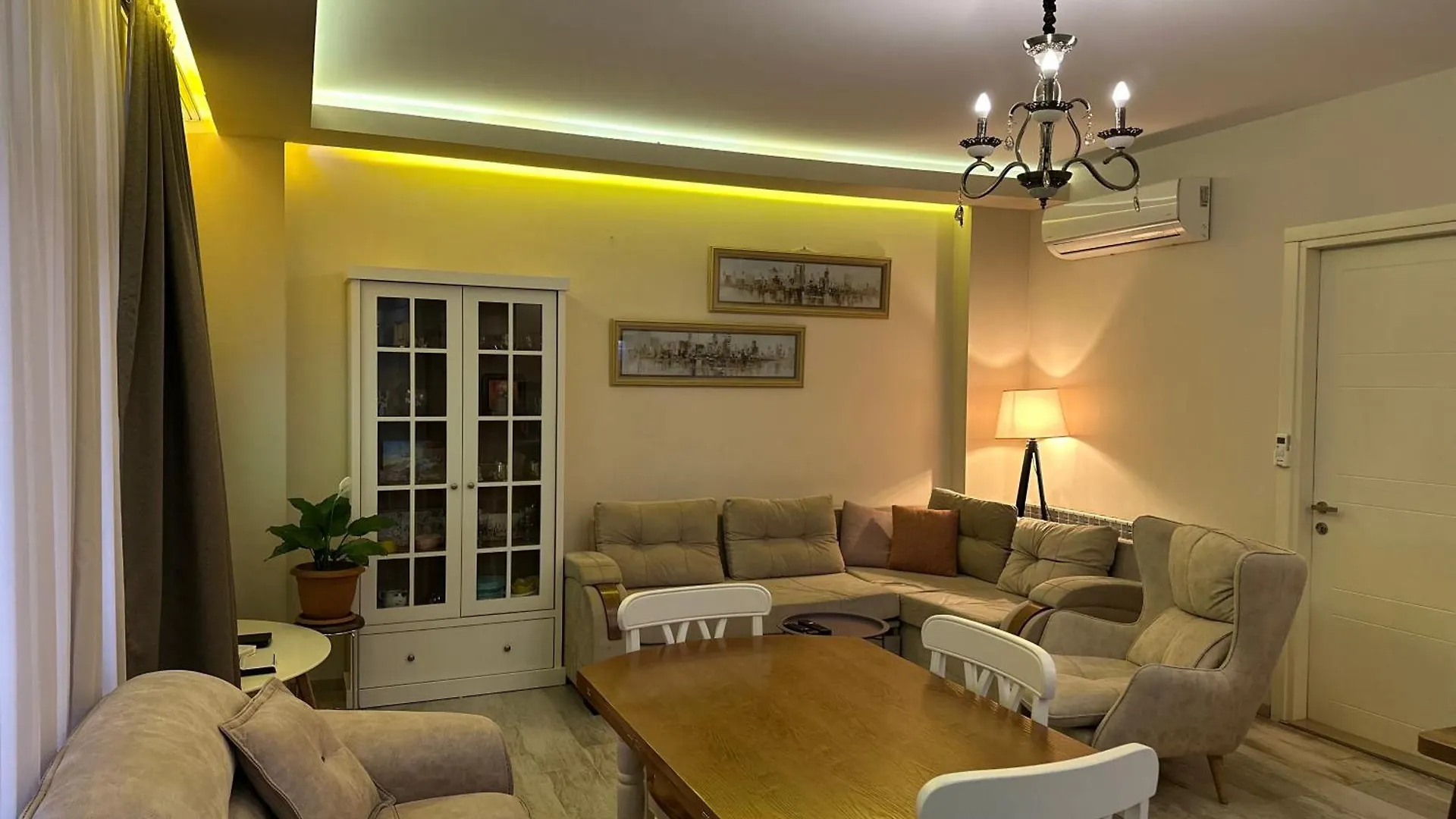 Asmati Apartment 2 باتومي جورجيا
